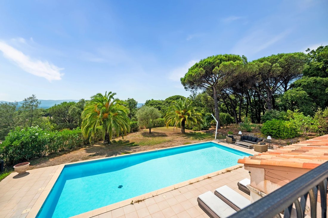 Villa in Grimaud, Provence-Alpes-Côte d'Azur, France 1 - 16158994