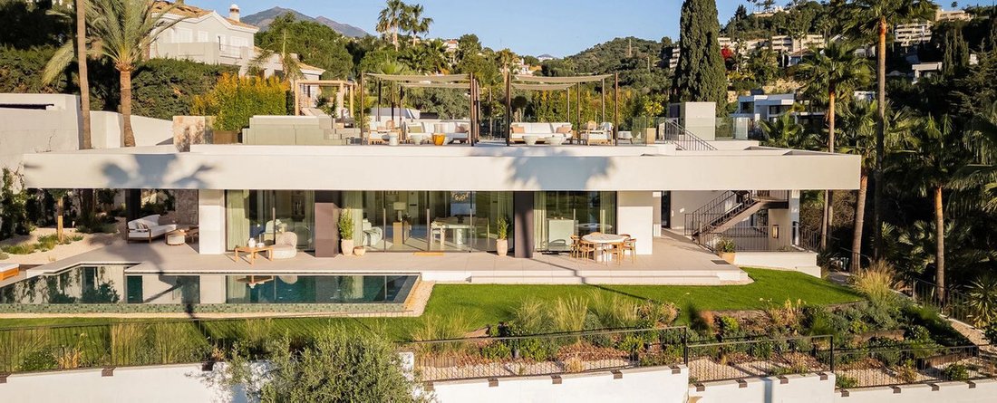 Villa in Marbella, Andalusia, Spain 2 - 15584116