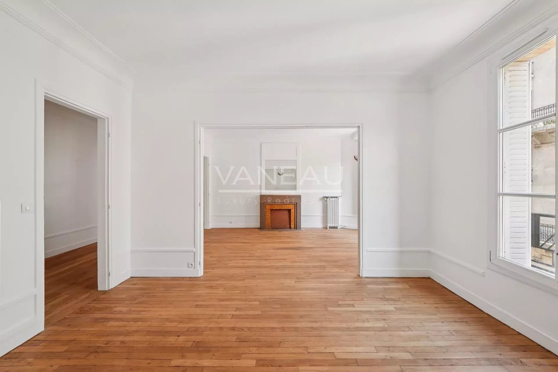 Apartment in Seine et Berges, Paris 1er Arrondissement, Paris 5 - 16158621