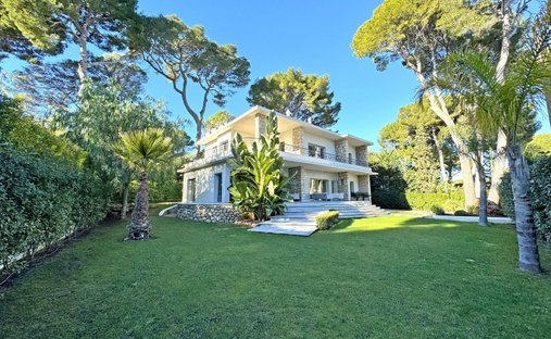 Maison à Antibes, Provence-Alpes-Côte d'Azur, France 1
