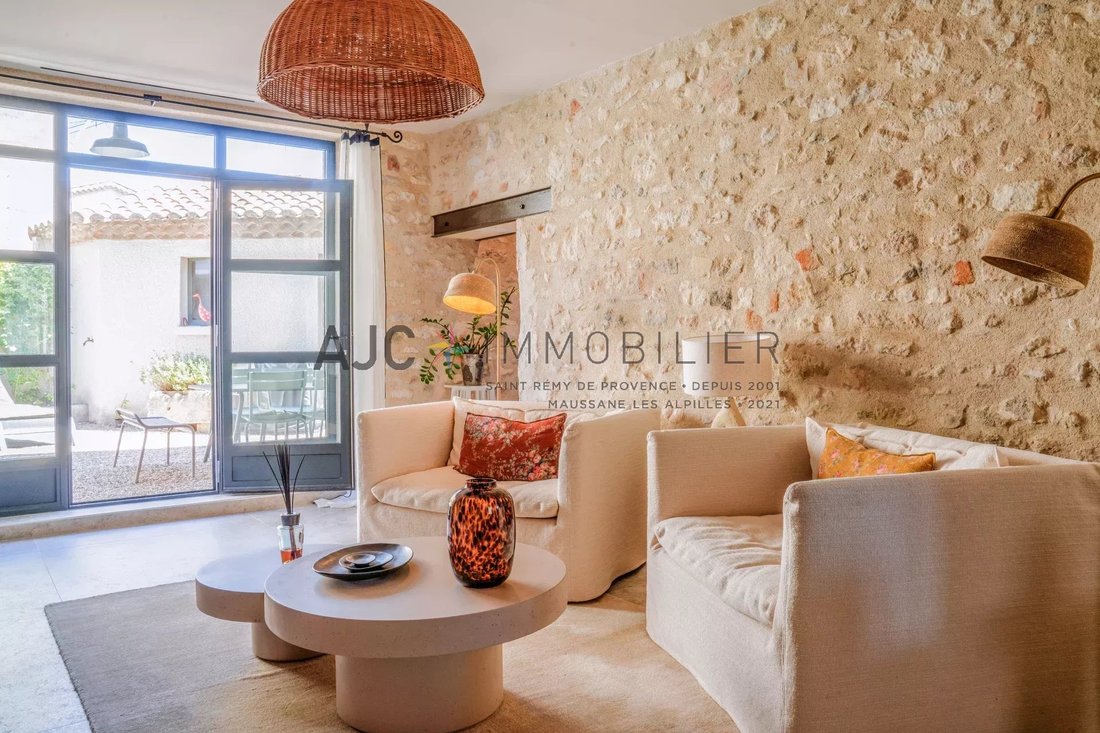 Townhouse in Saint-Rémy-de-Provence, Provence-Alpes-Côte d'Azur, France 3 - 16159177