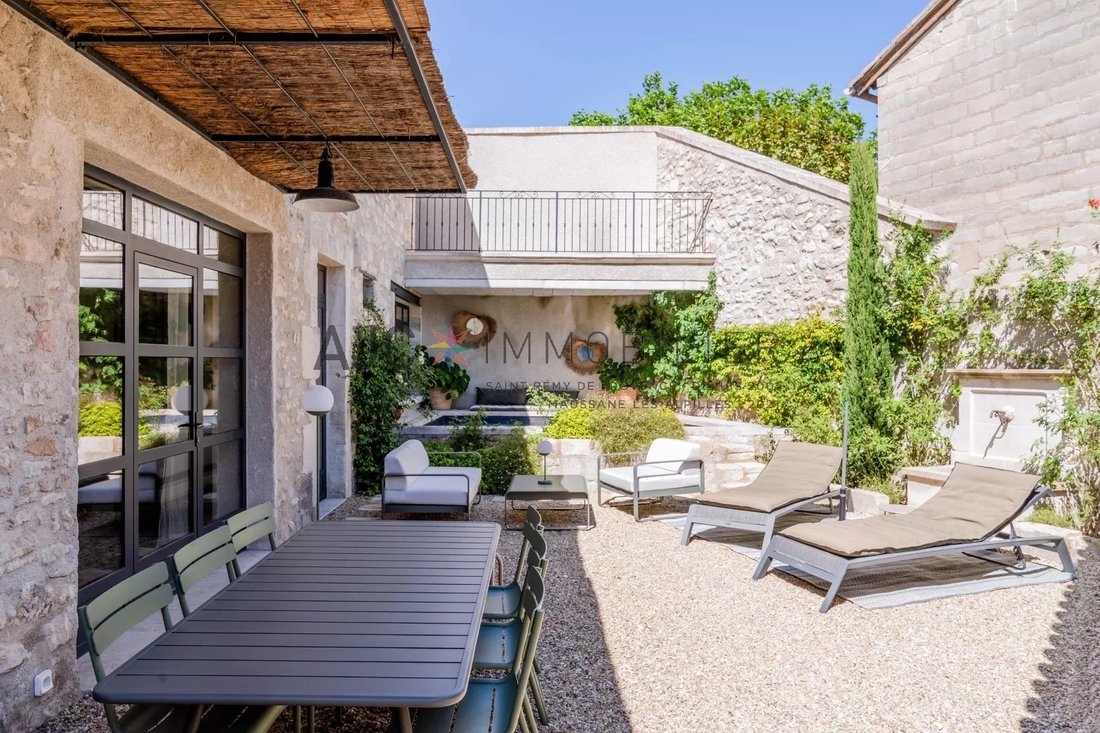Townhouse in Saint-Rémy-de-Provence, Provence-Alpes-Côte d'Azur, France 1 - 16159177