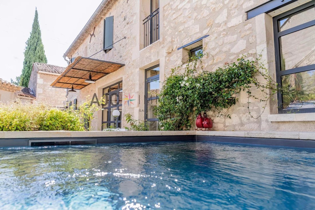 Townhouse in Saint-Rémy-de-Provence, Provence-Alpes-Côte d'Azur, France 2 - 16159177