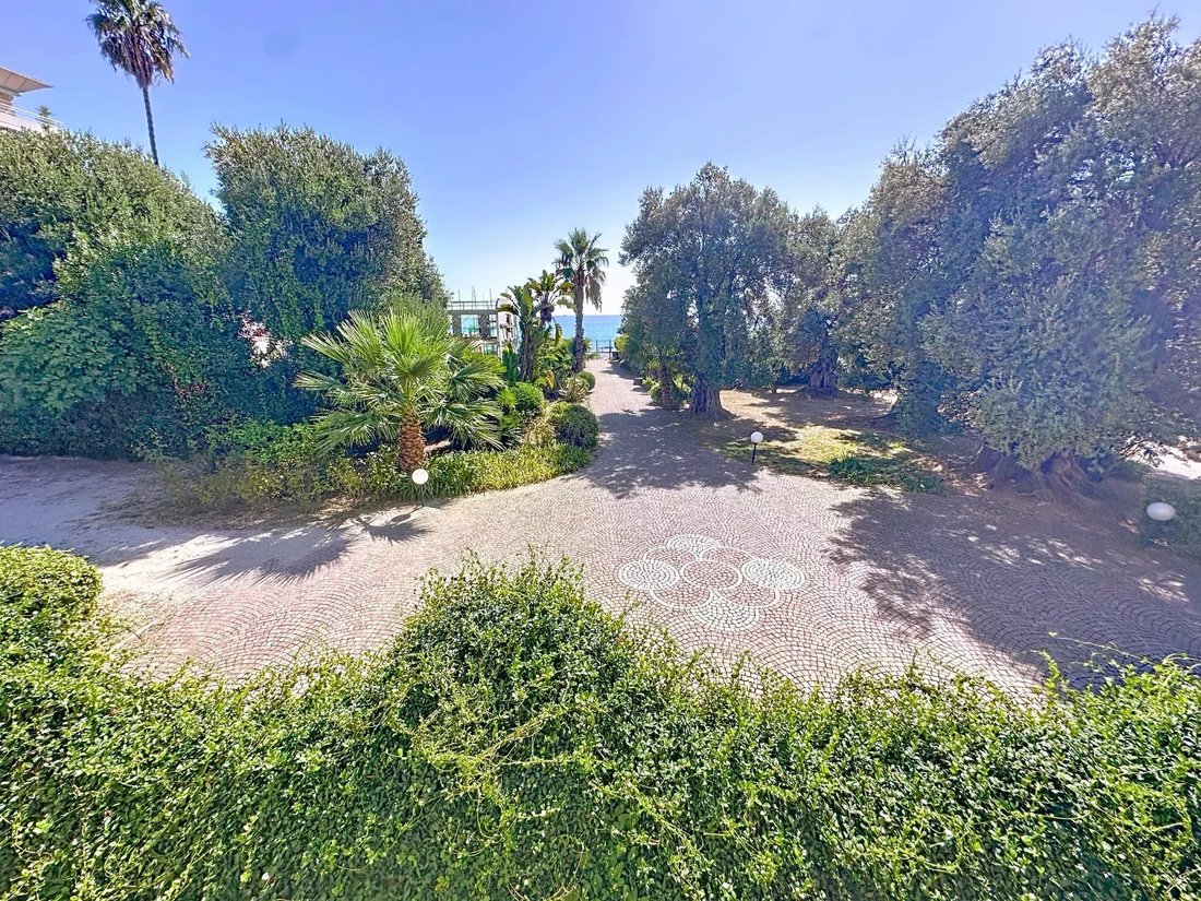 Apartment in French Riviera, Provence-Alpes-Côte d'Azur, France 3 - 16158685