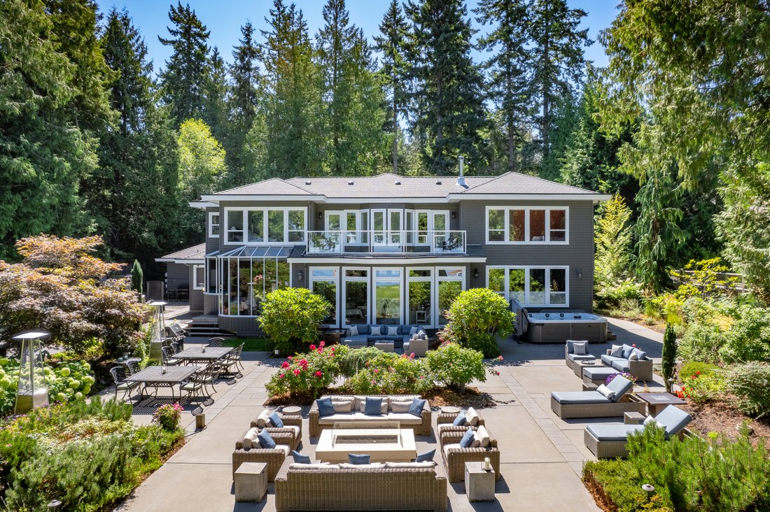 House in Qualicum Beach, British Columbia, Canada 2 - 16160443