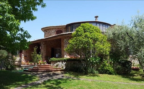 Villa in Sovicille, Tuscany, Italy 1