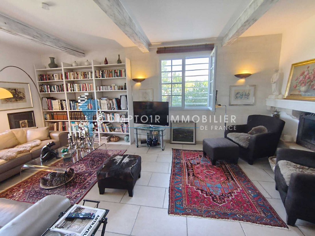 Whispers of Provence: A Secluded Castle Estate in Beaucaire’s Golden Light