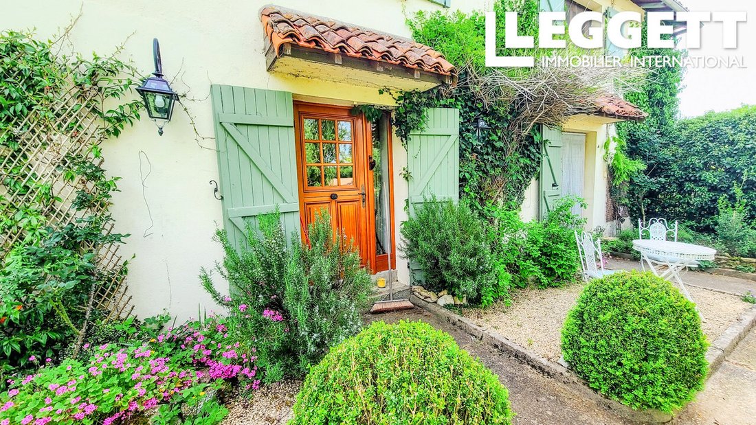 House in Arrondissement of Montmorillon, Nouvelle-Aquitaine, France 4 - 15603281
