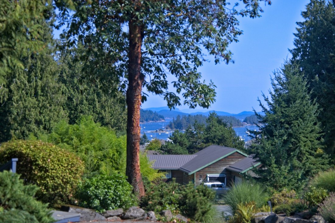 House in Galiano Island, British Columbia, Canada 4 - 16160627