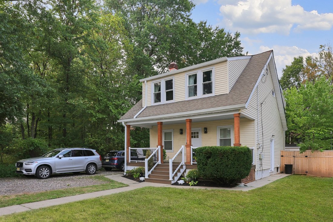 House in Bridgewater Township, New Jersey, United States 2 - 16159566