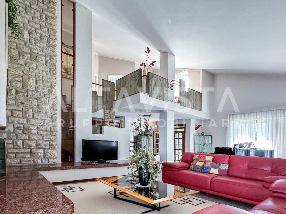 Villa in Rezzato, Lombardy, Italy 1 - 13508475