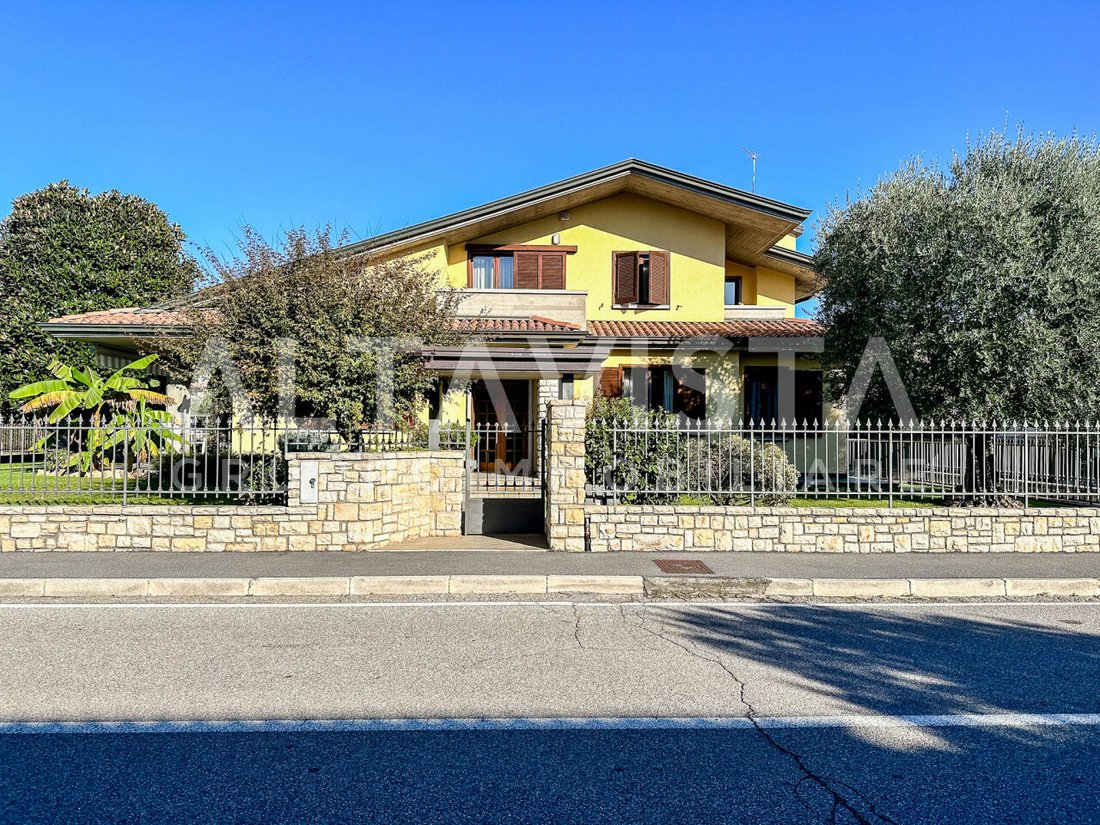 Villa in Rezzato, Lombardy, Italy 5 - 13508475