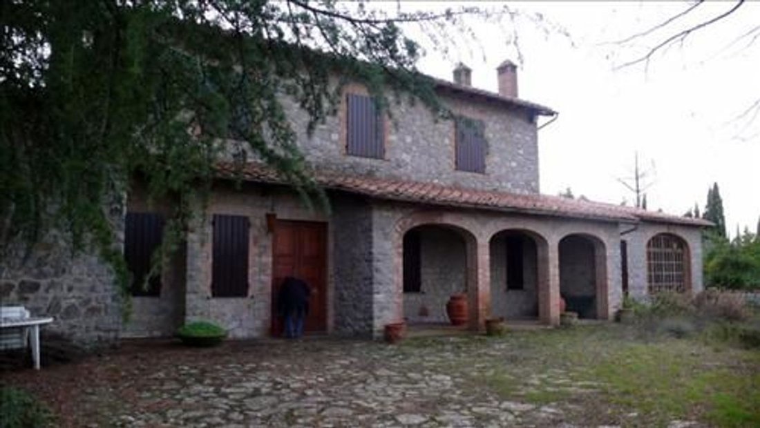 Villa in Siena, Tuscany, Italy 2 - 16160992