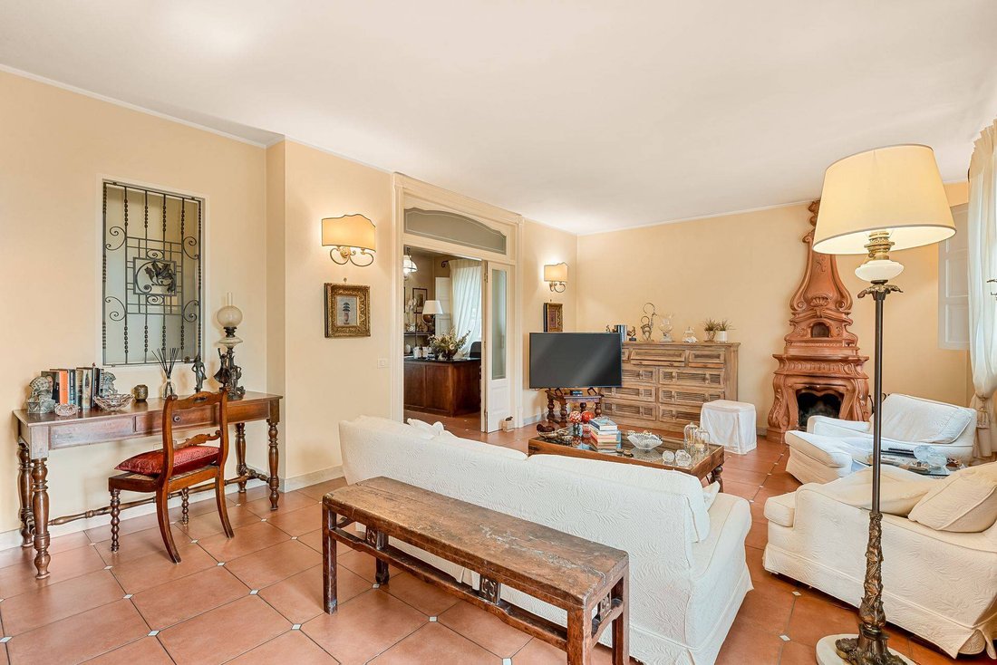 Villa in Strettoia-Capezzano-Valdicastello, Pietrasanta, Tuscany 3 - 16161185