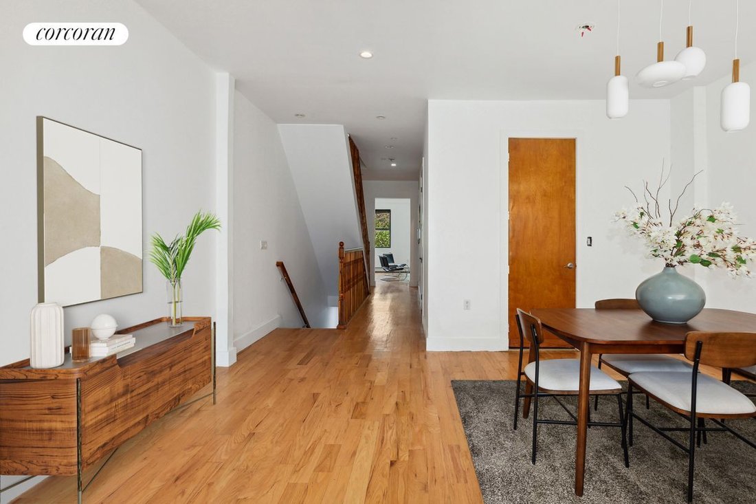 House in New York, New York, United States 2 - 16159408