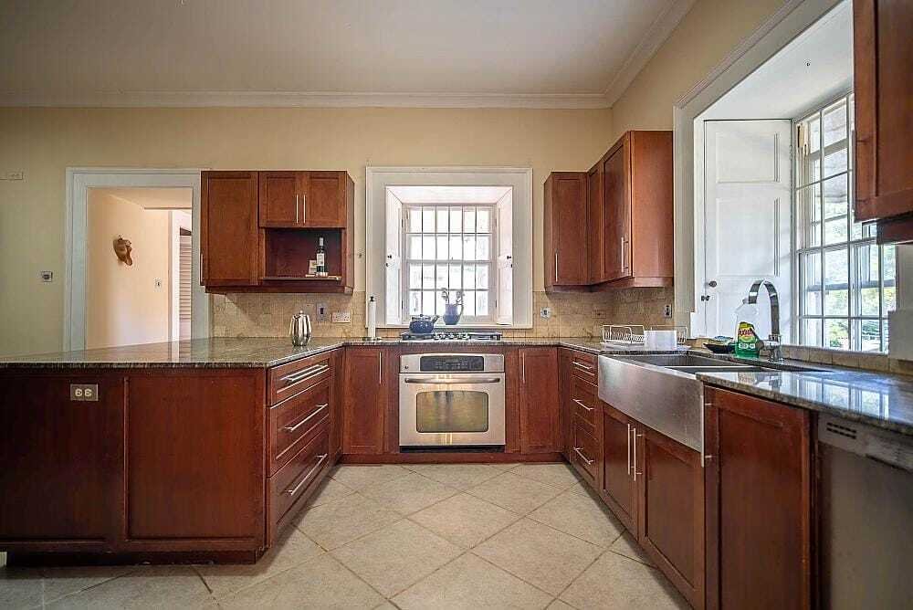 House in Bridgetown, Christ Church, Barbados 4 - 16161084