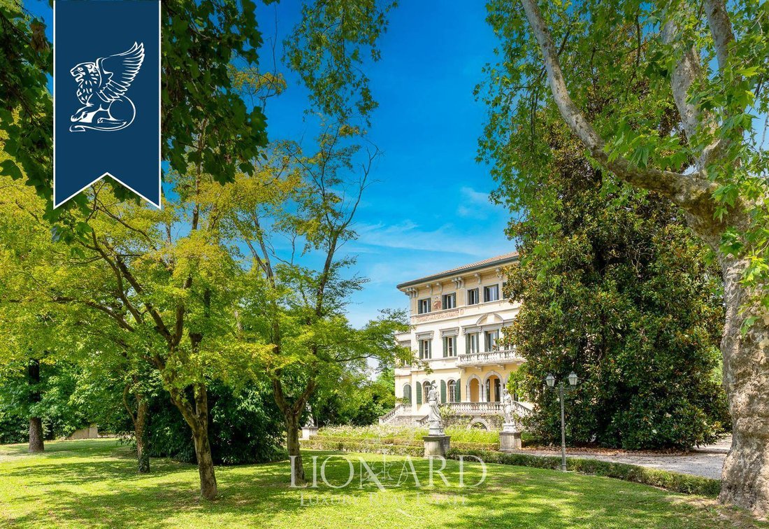 Villa in Curtarolo, Veneto, Italy 3 - 16161058