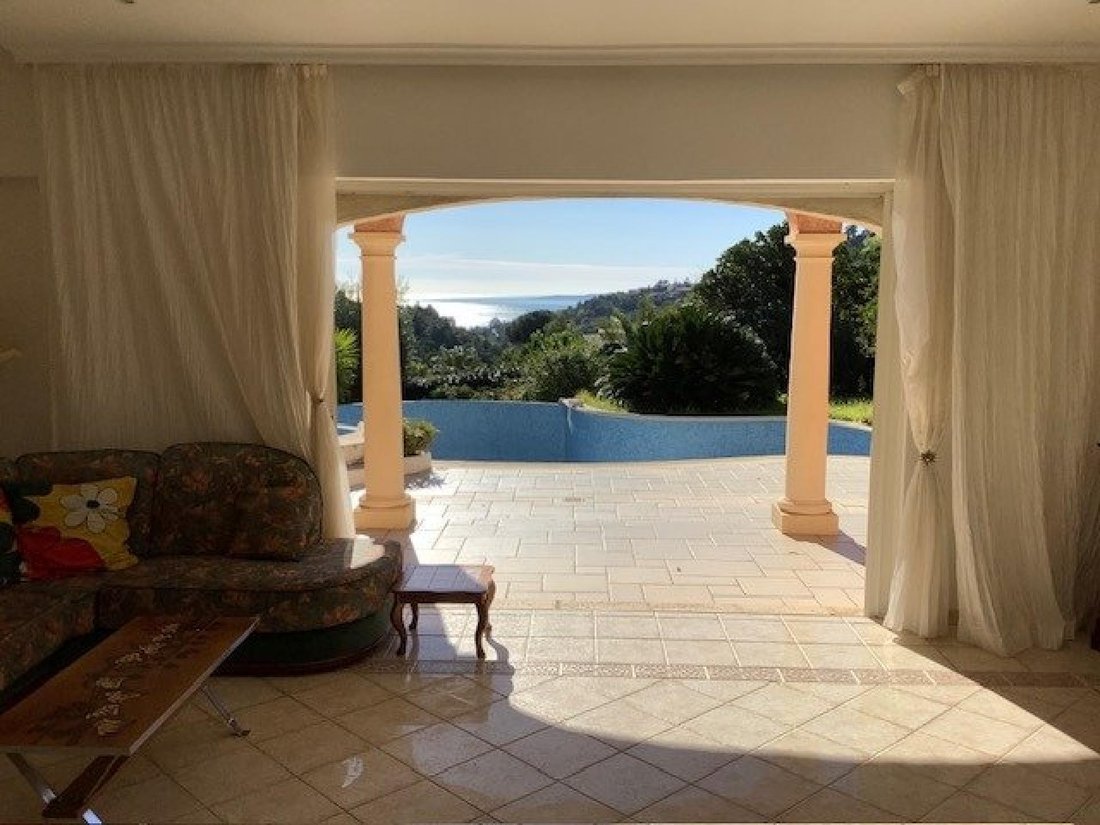 House in Les Issambres, Roquebrune-sur-Argens, France 1 - 16159935