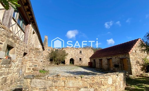 House in Camlez, Brittany, France 1