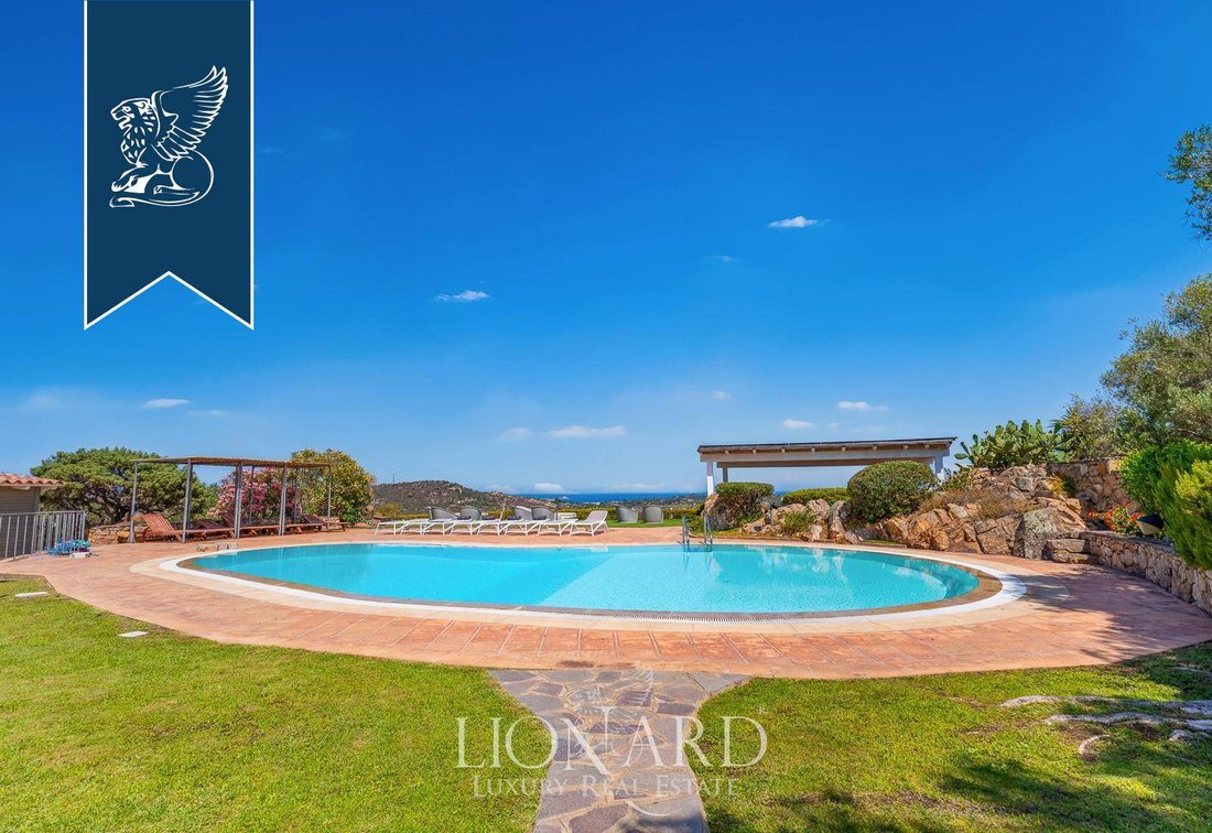 Villa in San Teodoro, Sardinia, Italy 5 - 16161070