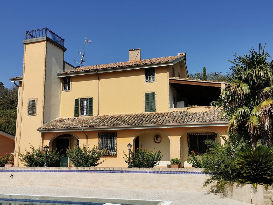 Villa in Montegiorgio, Marche, Italy 3 - 16161655