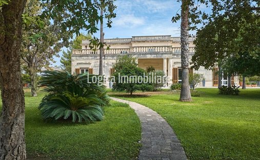 Villa in Italy 1