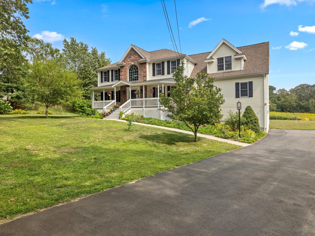 House in Upton, Massachusetts, United States 3 - 16159515