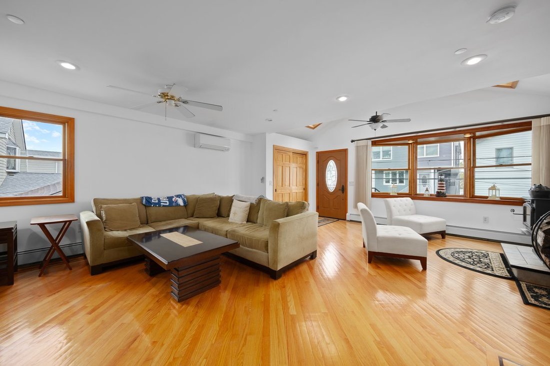 House in New York, New York, United States 3 - 16159747