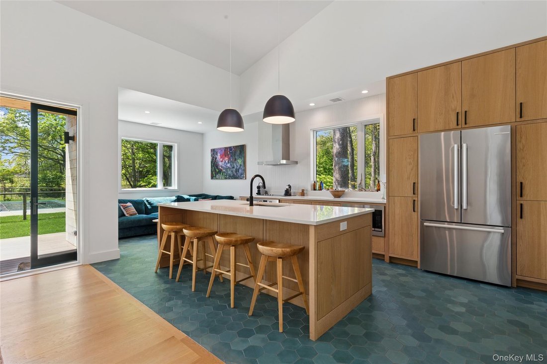 House in Southold, New York, United States 5 - 15552157