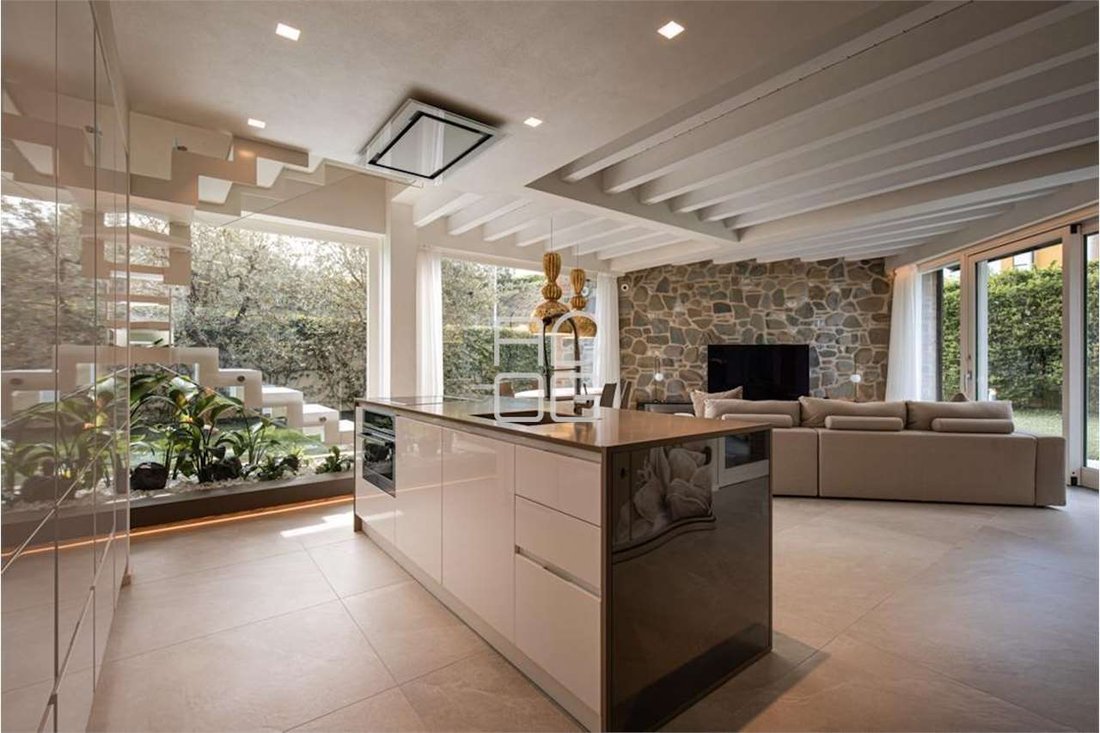 Apartment in Rivoltella, Desenzano del Garda, Lombardy 2 - 16160849