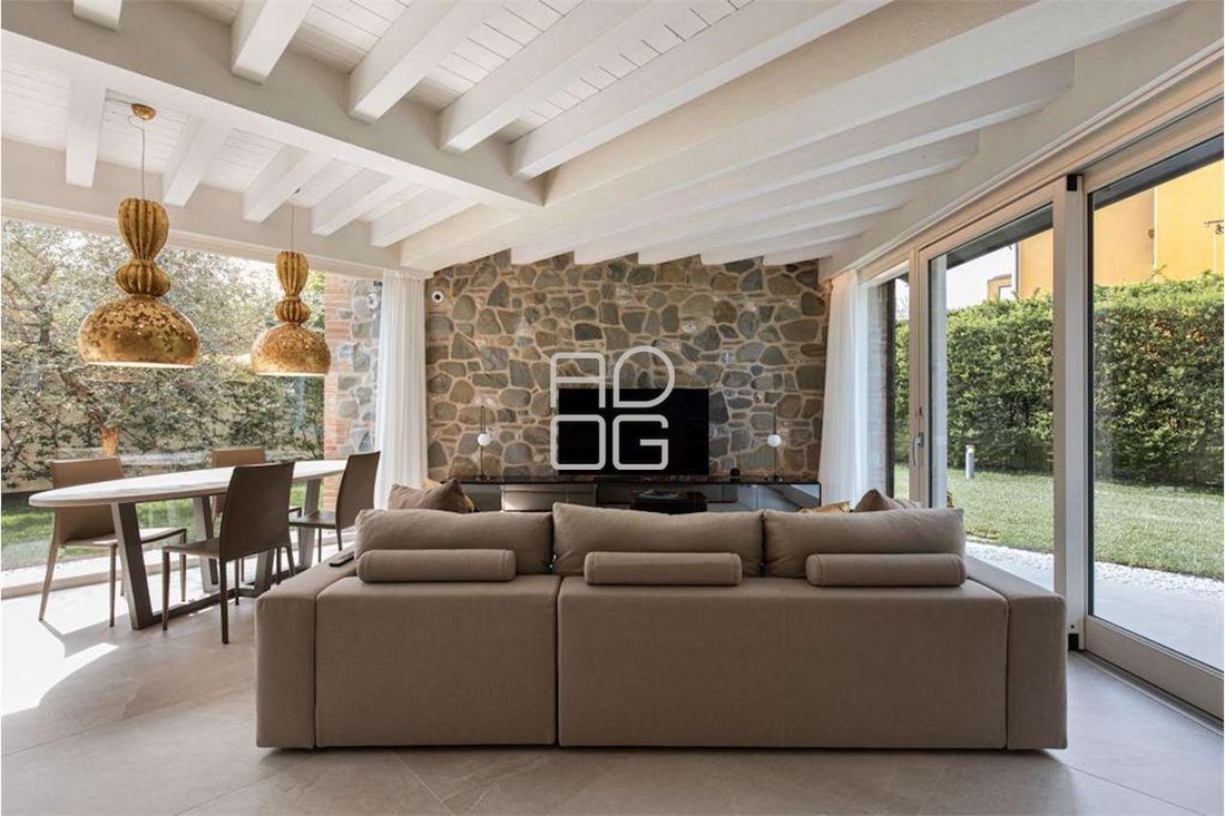 Apartment in Rivoltella, Desenzano del Garda, Lombardy 1 - 16160849