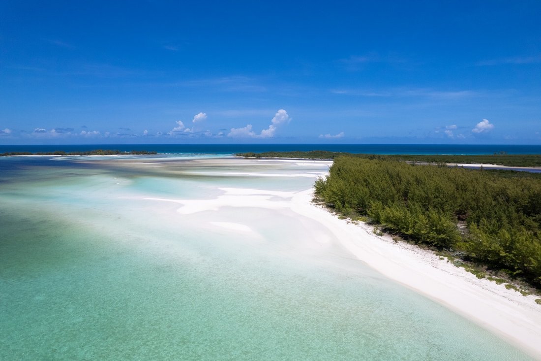 Private Island in Great Harbour Cay, Berry Islands, The Bahamas 1 - 16159980