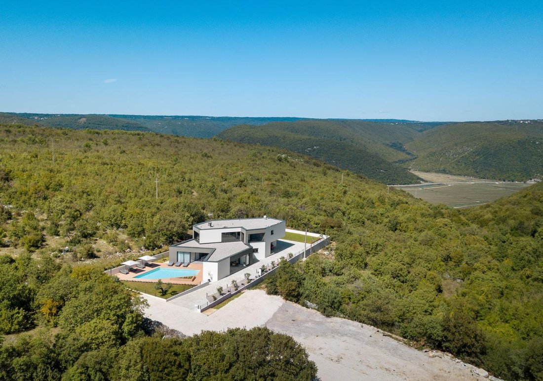 Villa in Labin, Istria County, Croatia 1 - 16107324