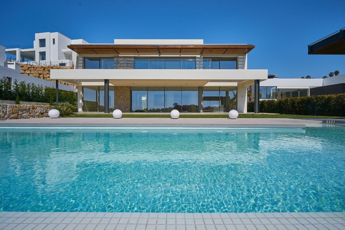 Villa in Benahavis, Andalusia, Spain 3 - 16162309