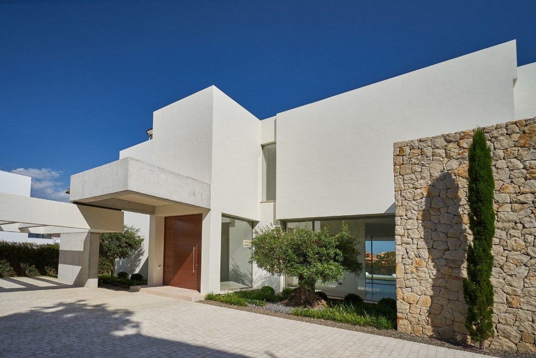 Villa in Benahavis, Andalusia, Spain 4 - 16162309
