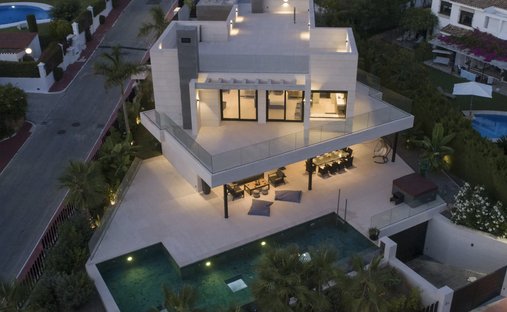 Villa in Nueva Andalucía, Marbella, Spanien 1