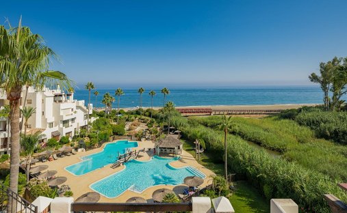 Penthouse in Cancelada, Estepona, Andalusien 1