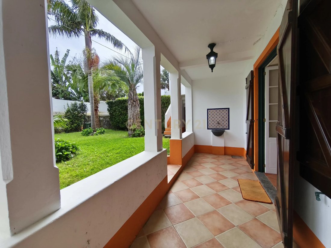 Villa in Ponta Delgada (Sao Jose), Azores, Portugal 1 - 16162669