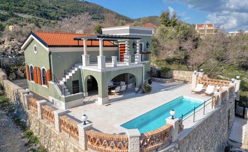 Townhouse in Herceg Novi, Herceg Novi Municipality, Montenegro 1