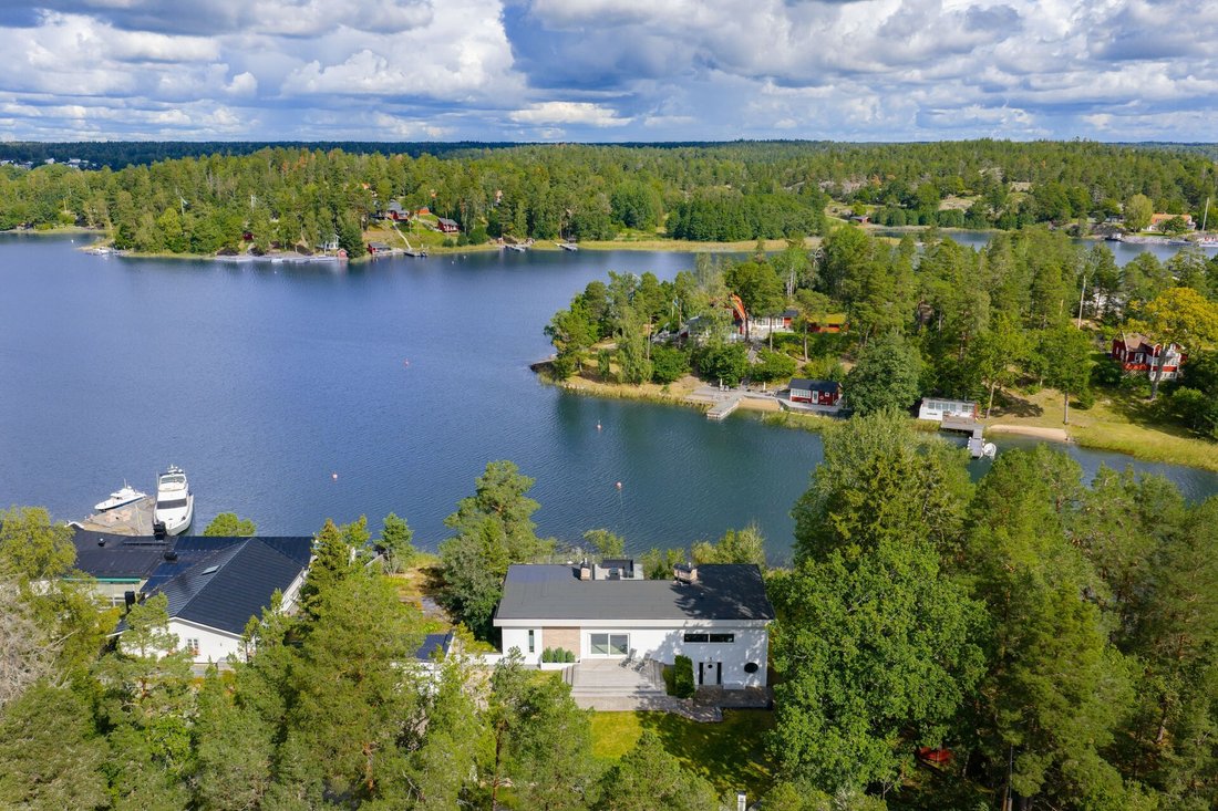 Villa in Värmdö, Stockholm County, Sweden 1 - 16162935
