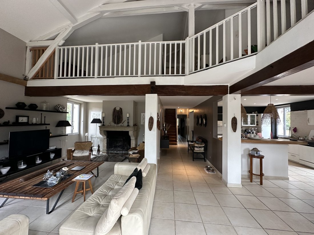 Country House in Escalans, Nouvelle-Aquitaine, France 3 - 16163705