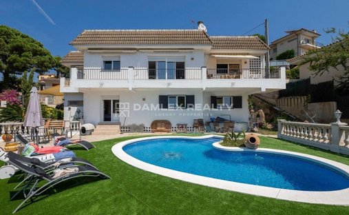 House in Lloret de Mar, Catalonia, Spain 1