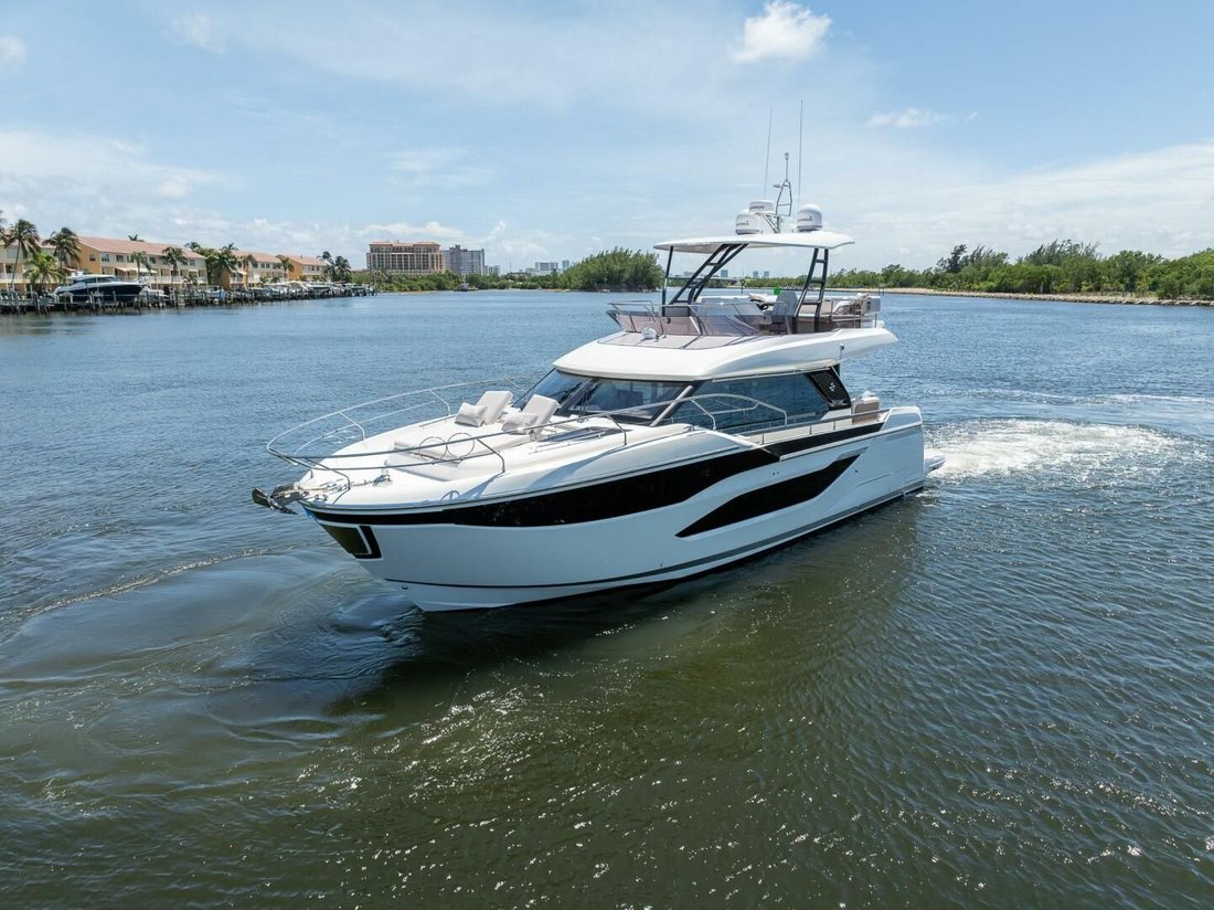 Motor Yacht in United States 2 - 16163026