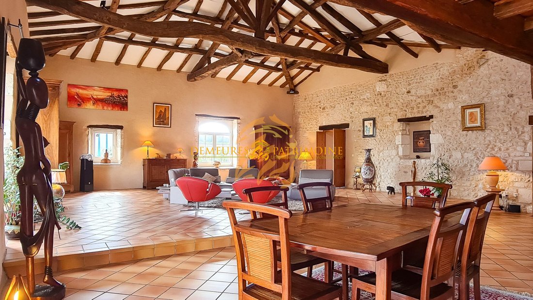Farm Ranch in Voulgezac, Nouvelle-Aquitaine, France 4 - 16163753