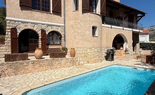 House in Le Faron-Fort-Rouge, Toulon, France 1