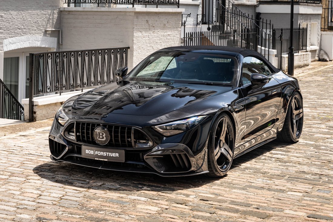 Cabriolet in London, England, United Kingdom 1 - 16164040