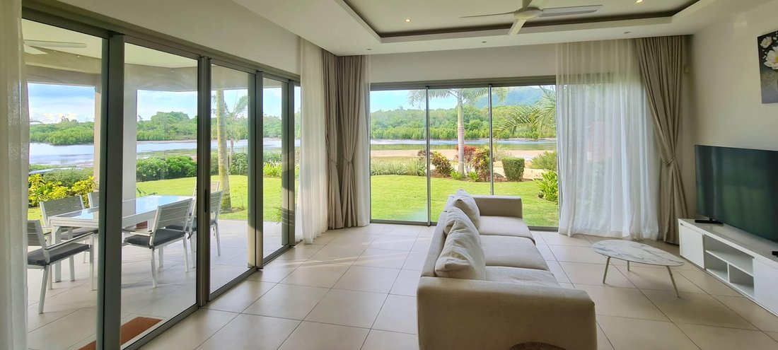 Apartment in Tamarin, Rivière Noire District, Mauritius 2 - 14845501