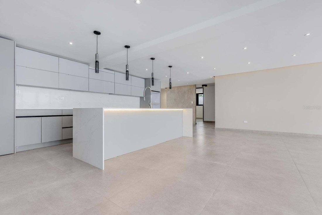 House in GUAYNABO, PR, United States 3 - 16164089