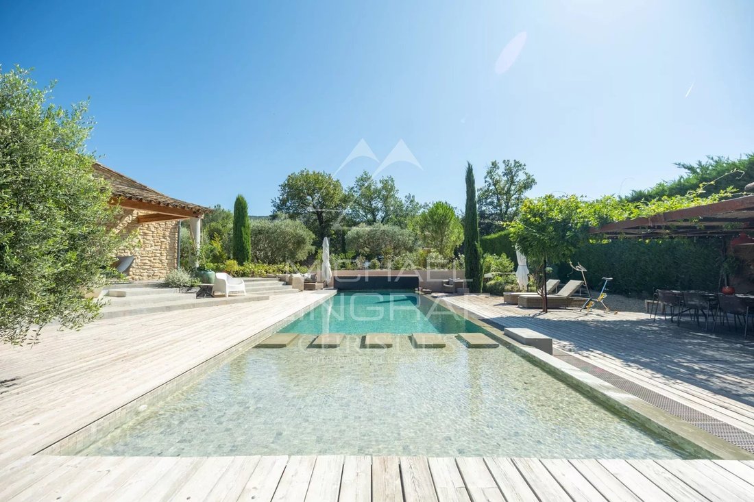 House in Ménerbes, Provence-Alpes-Côte d'Azur, France 2 - 15274099