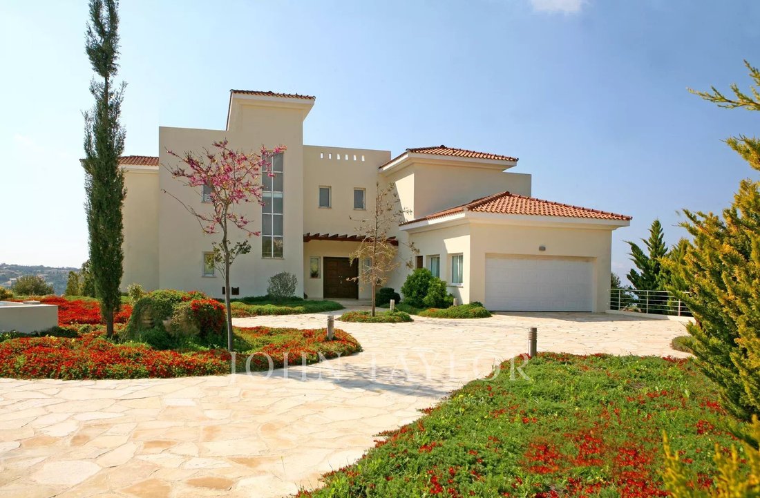 Estate in Kouklia, Paphos, Cyprus 3 - 16164371